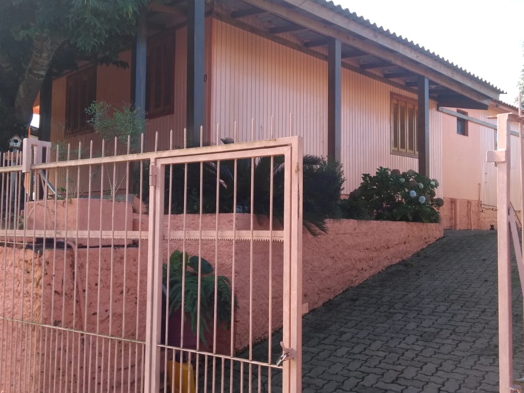 Fotos do imóvel Vendo casa Bairro das Rosas - Sparrenberger Imóveis