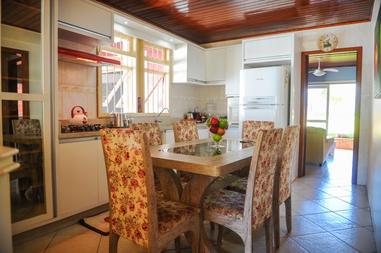 Fotos do imóvel Vendo Baita casa em Nova Hartz - Sparrenberger Imóveis