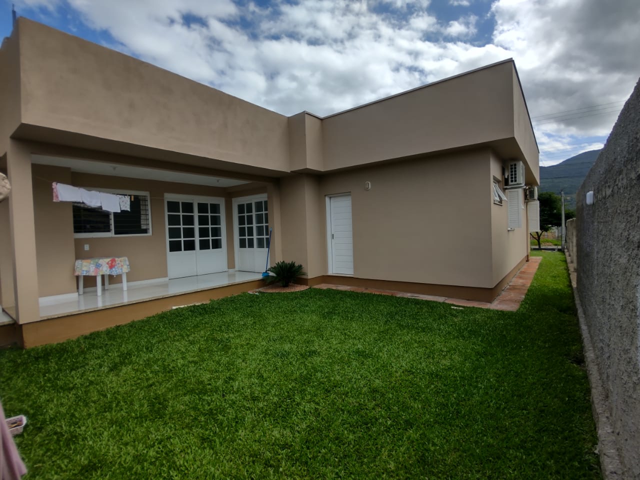 Fotos do imóvel Vendo Formosa Casa no Residencial da Bica - Sparrenberger Imóveis