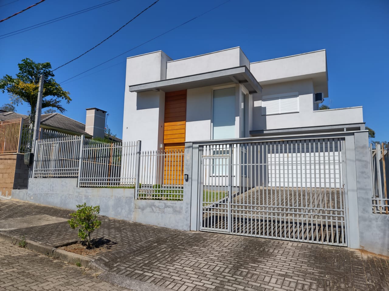 Fotos do imóvel Vendo Casa Contemporânea em Nova Hartz - Sparrenberger Imóveis