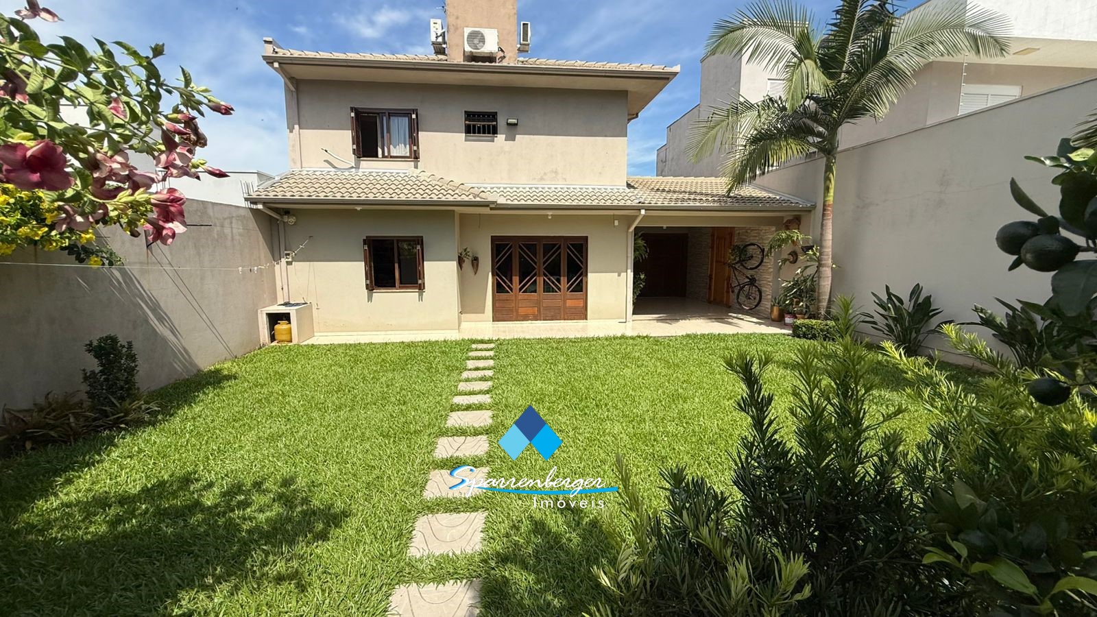 Fotos do imóvel Vende-se casa Residencial Paraíso - Sparrenberger Imóveis